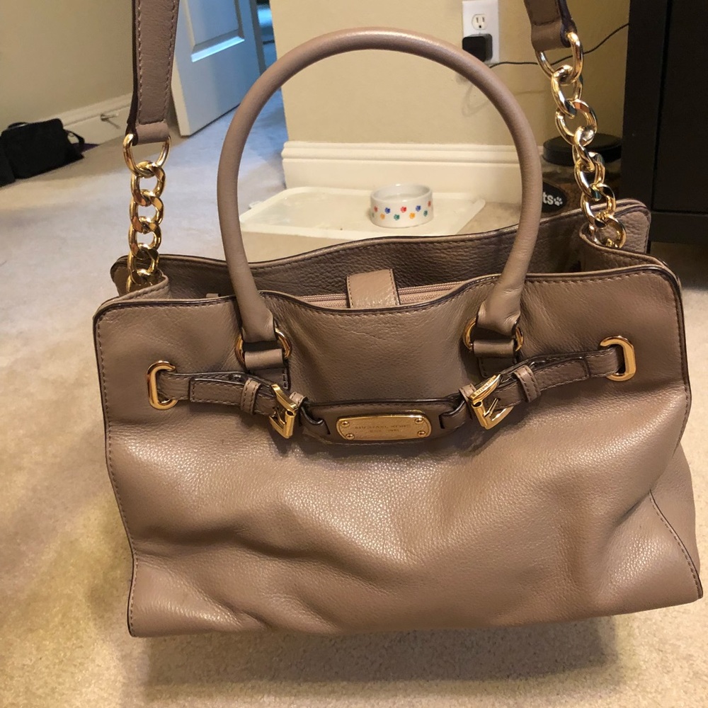 Michael kors purse